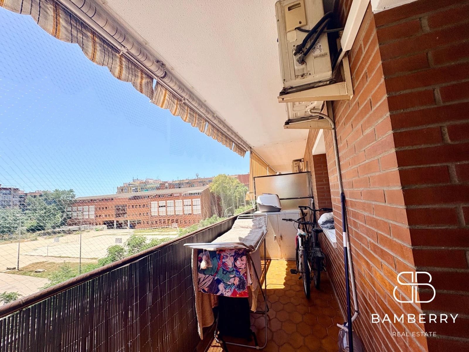 4 sypialnia Mieszkanie na sprzedaż w El Prat de Llobregat - 390 000 € (Ref: 9890414)