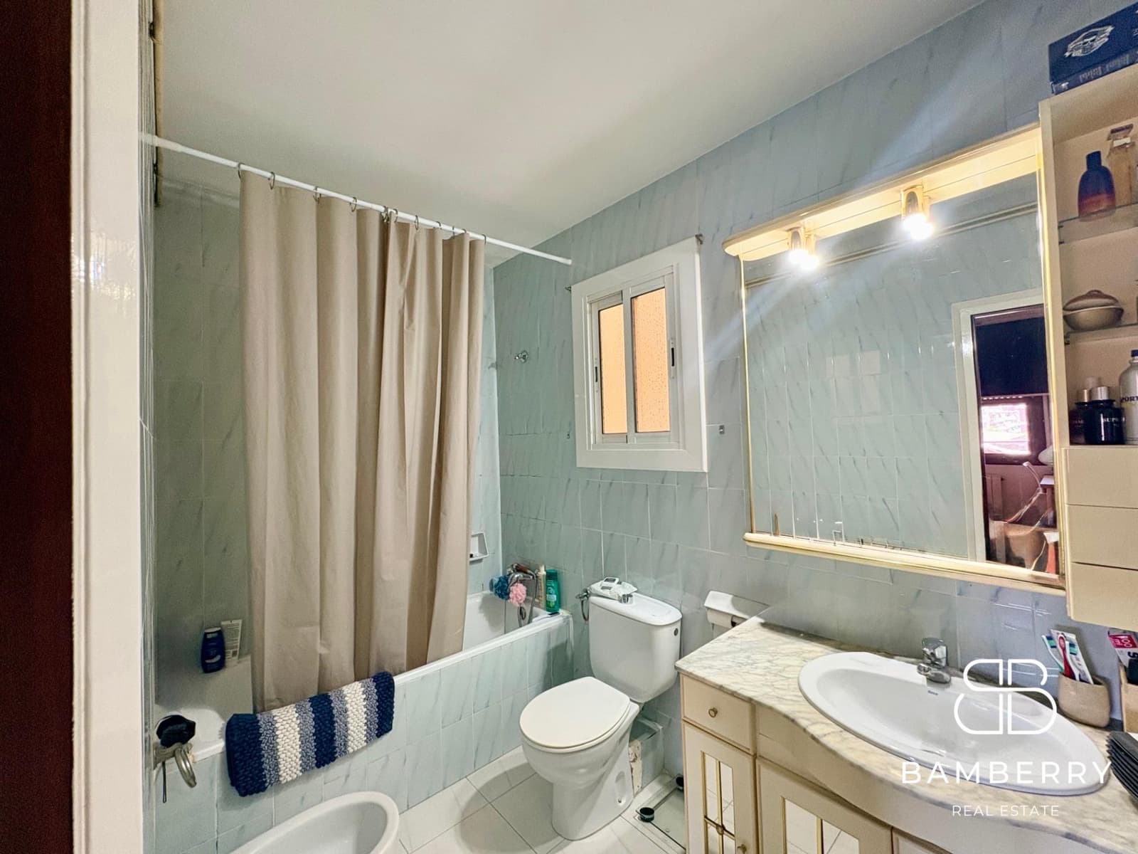 4 sypialnia Mieszkanie na sprzedaż w El Prat de Llobregat - 390 000 € (Ref: 9890414)