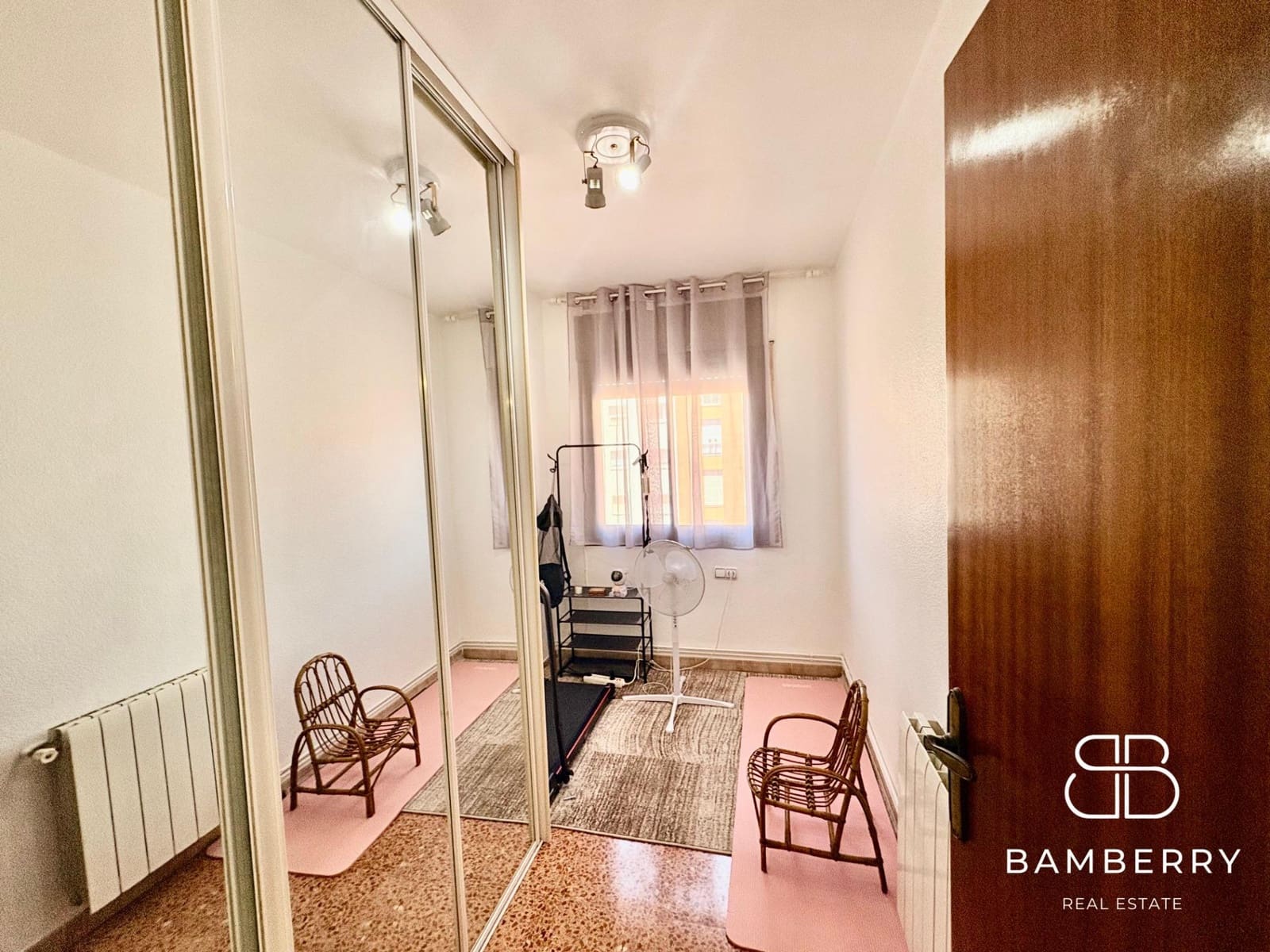 4 sypialnia Mieszkanie na sprzedaż w El Prat de Llobregat - 390 000 € (Ref: 9890414)