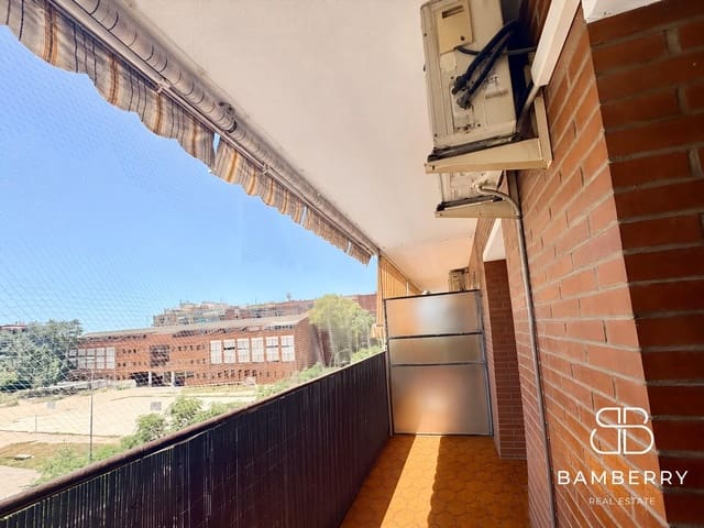 4 soverom Leilighet til salgs i El Prat de Llobregat - € 360 000 (Ref: 9890414)