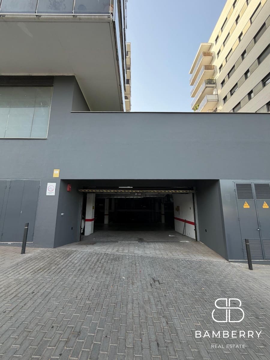Garage till salu i Sant Joan Despi - 15 750 € (Ref: 9965320)