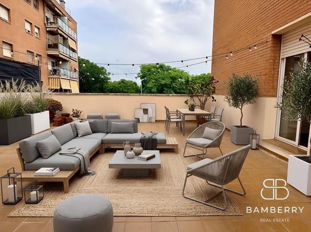 4 soverom Leilighet til salgs i Castelldefels med svømmebasseng - € 590 000 (Ref: 9966685)