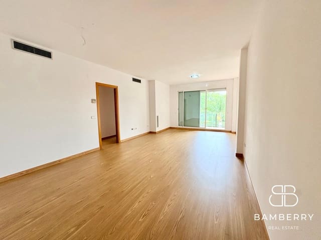 Piso de 4 habitaciones en Castelldefels en venta con piscina - 590.000 € (Ref: 9966685)