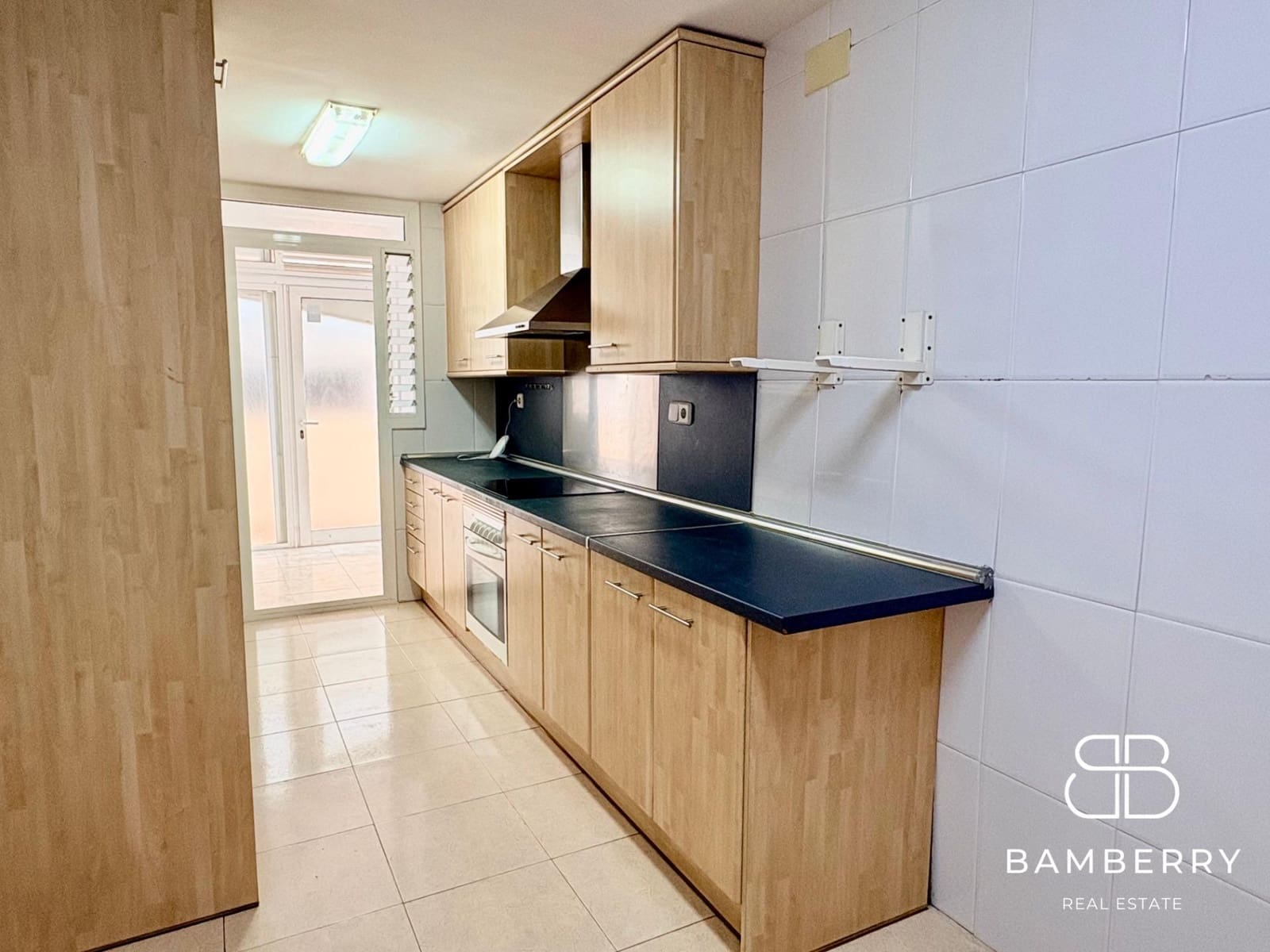 4 makuuhuone Asunto myytävänä paikassa Castelldefels mukana uima-altaan - 590 000 € (Ref: 9966685)