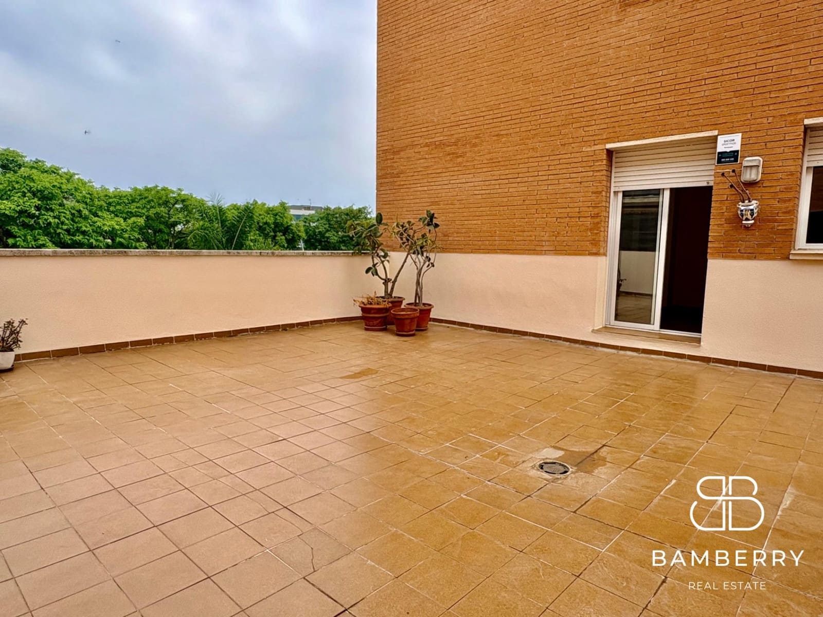 4 makuuhuone Asunto myytävänä paikassa Castelldefels mukana uima-altaan - 590 000 € (Ref: 9966685)