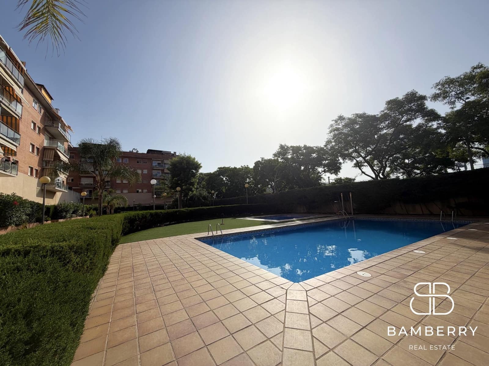4 makuuhuone Asunto myytävänä paikassa Castelldefels mukana uima-altaan - 590 000 € (Ref: 9966685)