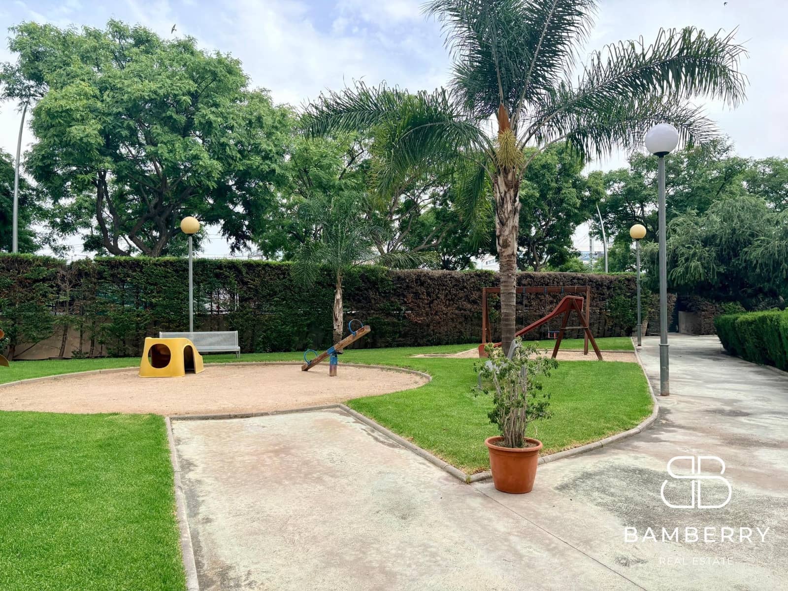 4 makuuhuone Asunto myytävänä paikassa Castelldefels mukana uima-altaan - 590 000 € (Ref: 9966685)