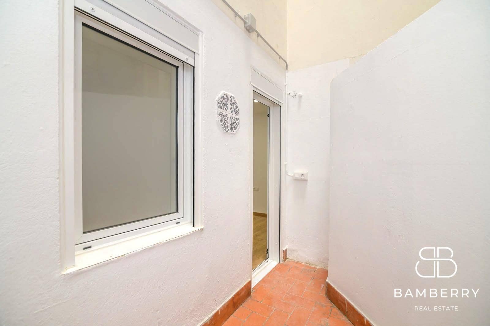 2 slaapkamer Flat te koop in Sant Boi de Llobregat - € 249.000 (Ref: 9998846)