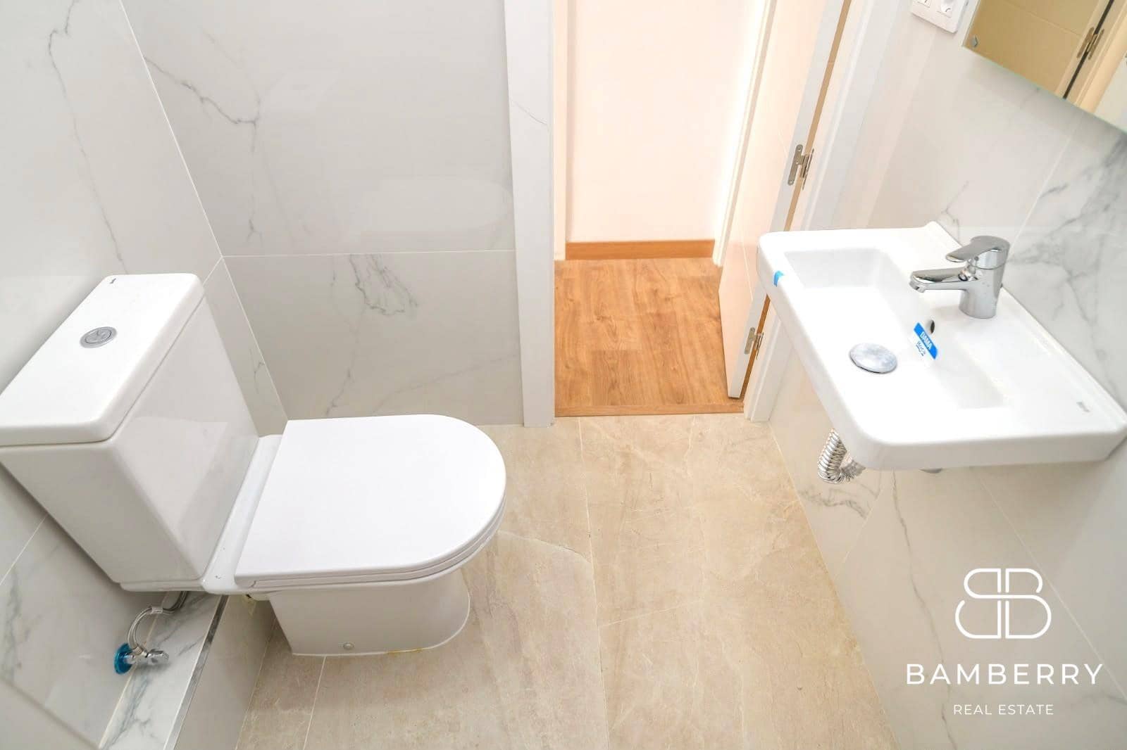 2 slaapkamer Flat te koop in Sant Boi de Llobregat - € 249.000 (Ref: 9998846)