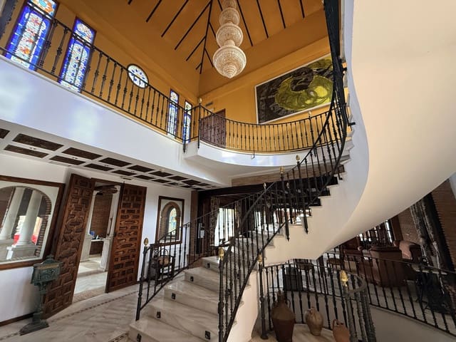 34 Zimmer Finca/Landgut zu verkaufen in Diezma mit Pool - 14.000.000 € (Ref: 10007493)