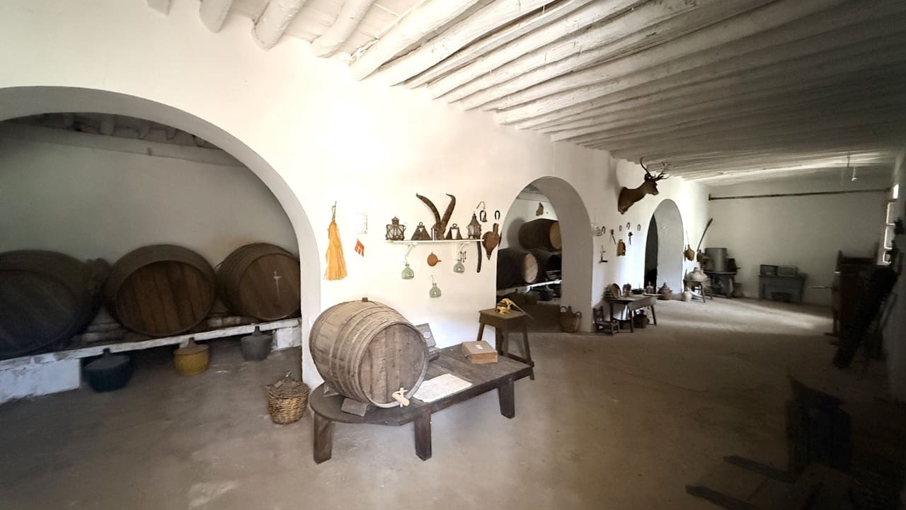 Finca/Country House for sale in Las Tres Villas - € 8,000,000 (Ref: 10007613)
