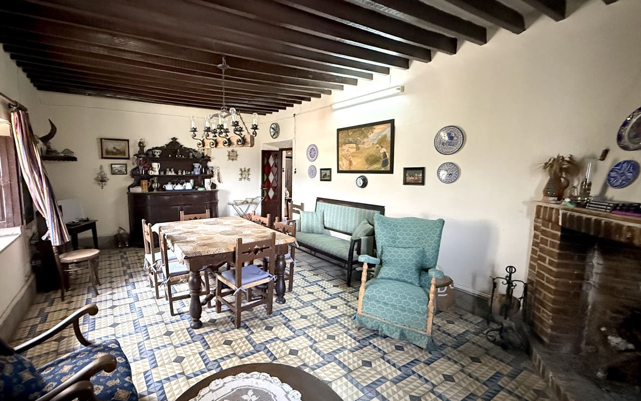 Finca/Country House for sale in Las Tres Villas - € 8,000,000 (Ref: 10007613)