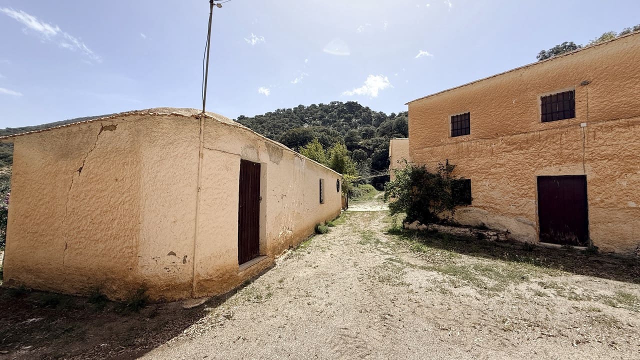 Finca/Country House for sale in Las Tres Villas - € 8,000,000 (Ref: 10007613)
