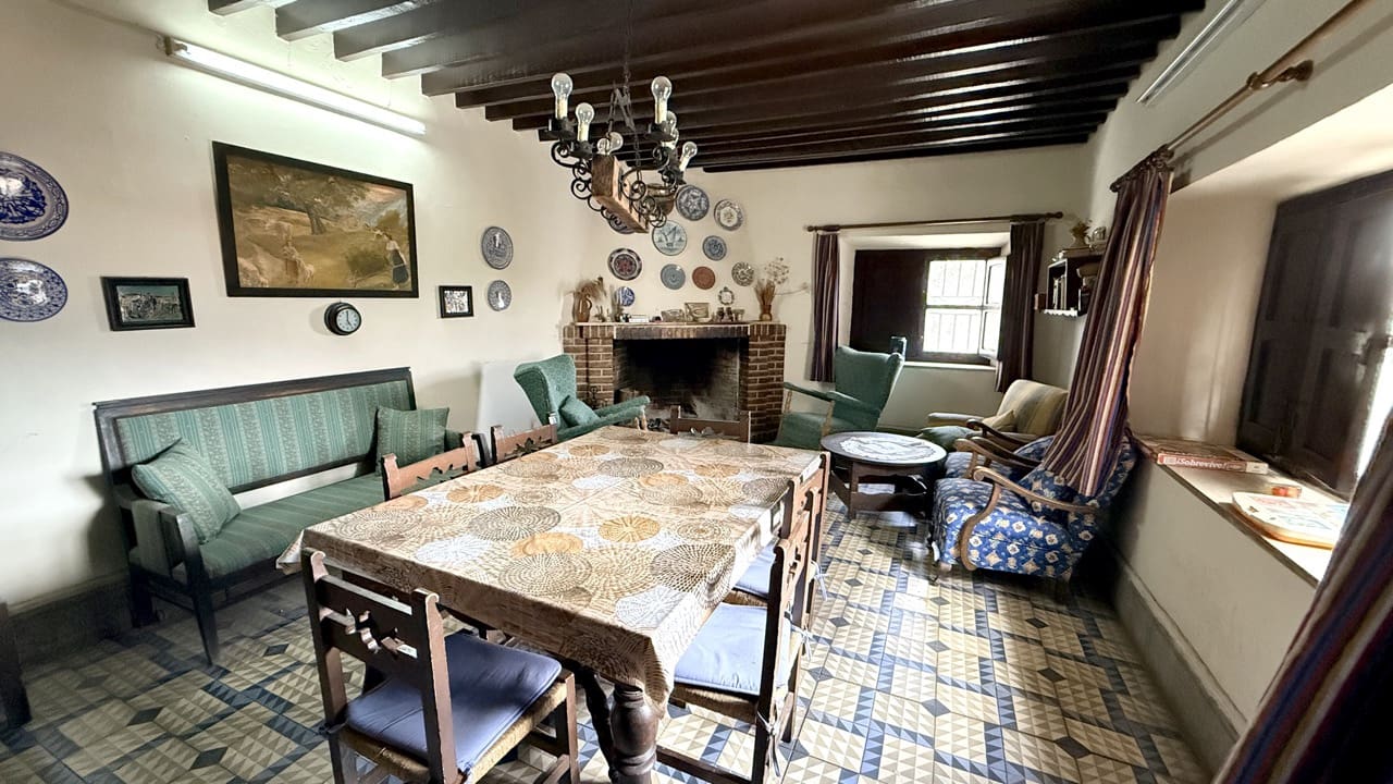 Finca/Country House for sale in Las Tres Villas - € 8,000,000 (Ref: 10007613)