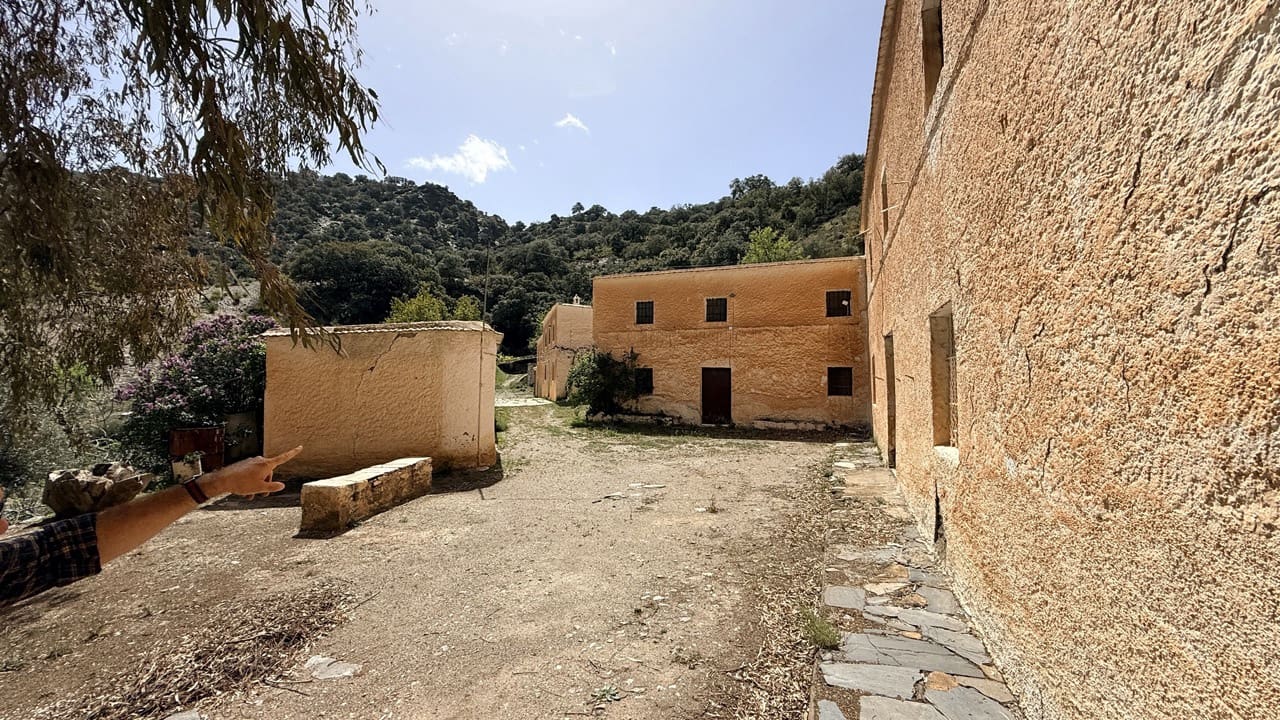 Finca/Country House for sale in Las Tres Villas - € 8,000,000 (Ref: 10007613)