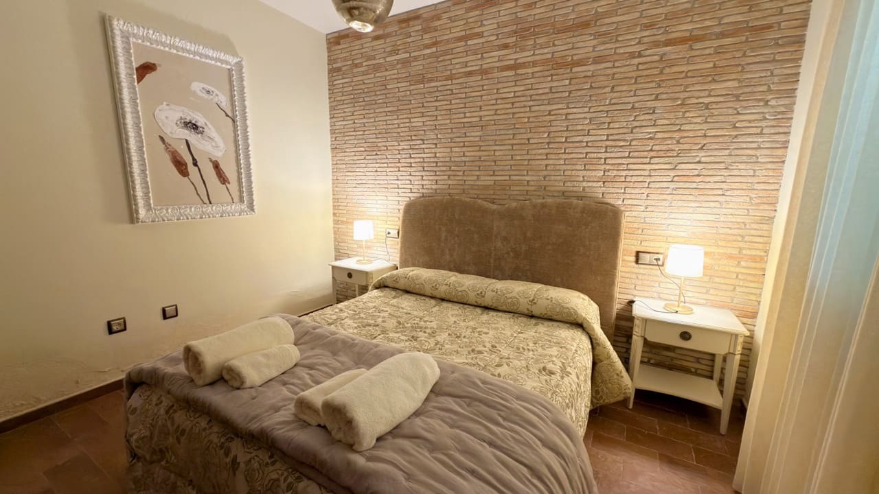 6 bedroom Finca/Country House for sale in Puebla de Don Fadrique with garage - € 950,000 (Ref: 10007698)