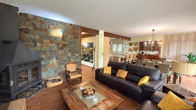 6 bedroom Finca/Country House for sale in Puebla de Don Fadrique with garage - € 950,000 (Ref: 10007698)