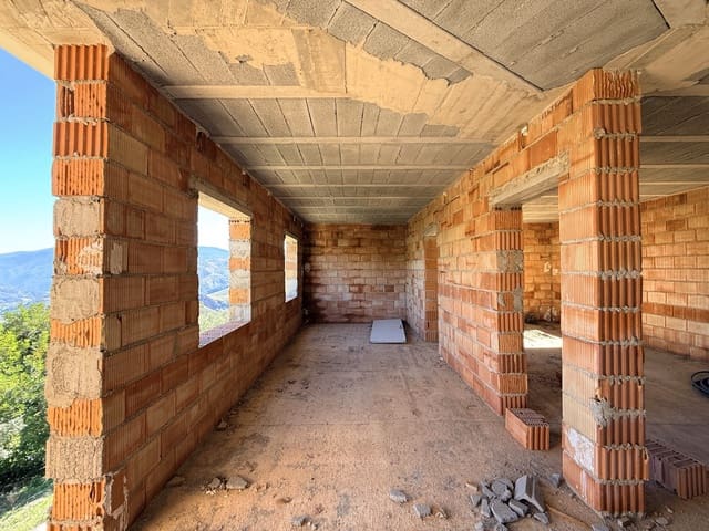 3 chambre Finca/Maison de Campagne à vendre à El Pinar avec garage - 125 000 € (Ref: 10007863)