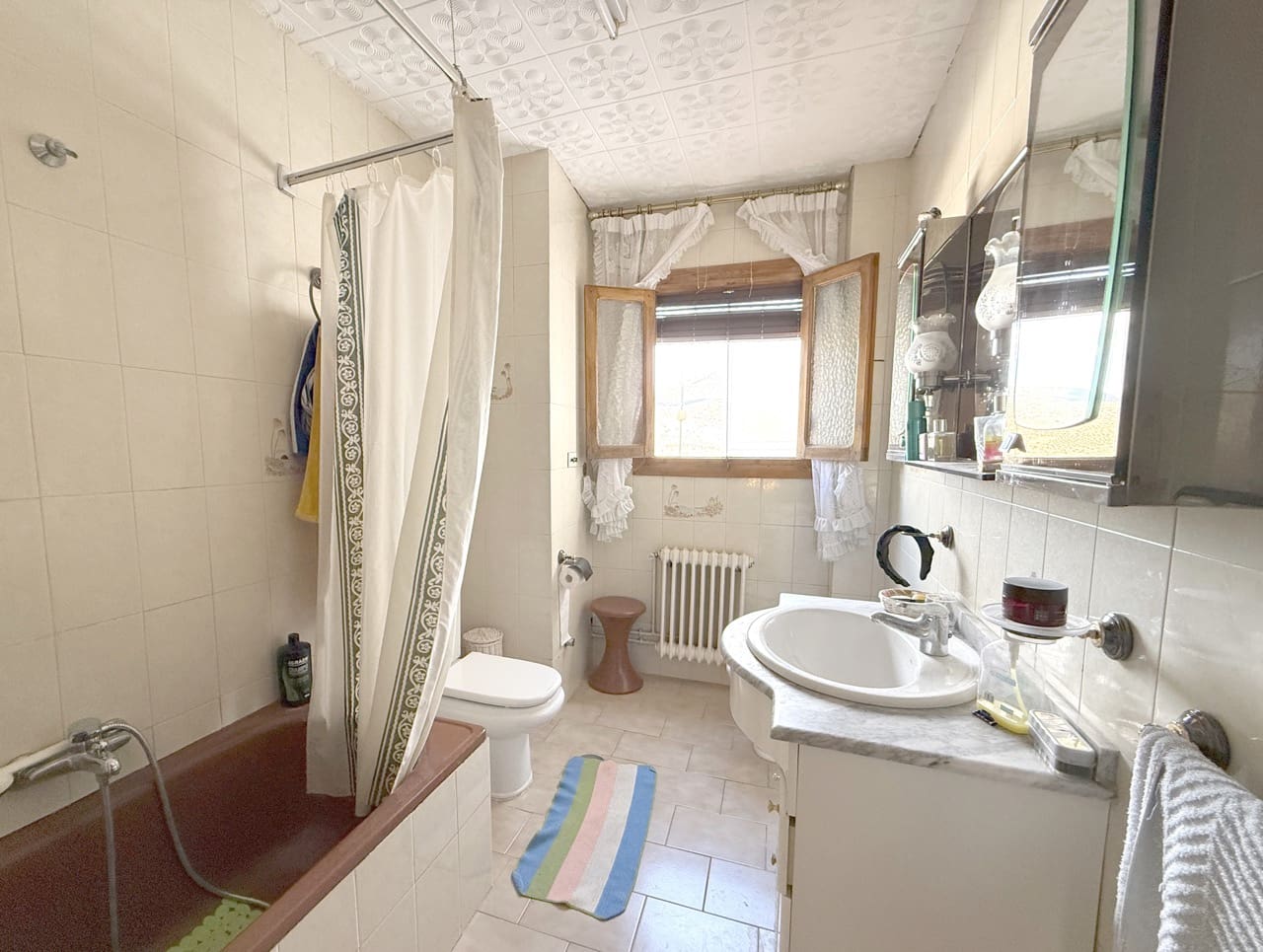 4 Zimmer Haus zu verkaufen in Colomera mit Garage - 120.000 € (Ref: 10007864)