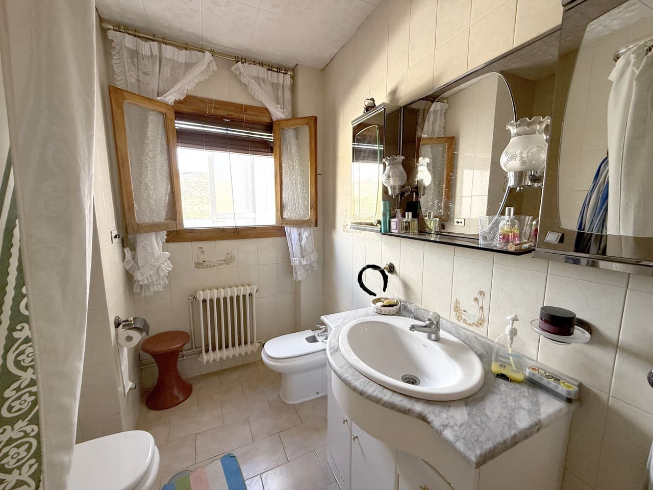 4 Zimmer Haus zu verkaufen in Colomera mit Garage - 120.000 € (Ref: 10007864)