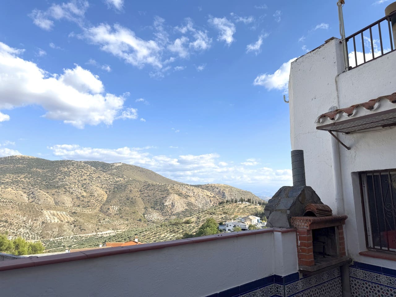 4 Zimmer Haus zu verkaufen in Colomera mit Garage - 120.000 € (Ref: 10007864)