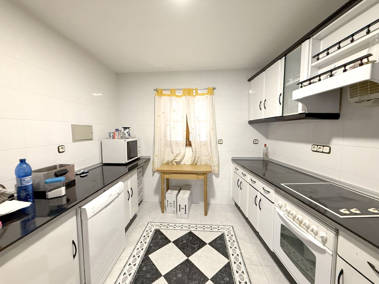 4 Zimmer Haus zu verkaufen in Colomera mit Garage - 120.000 € (Ref: 10007864)