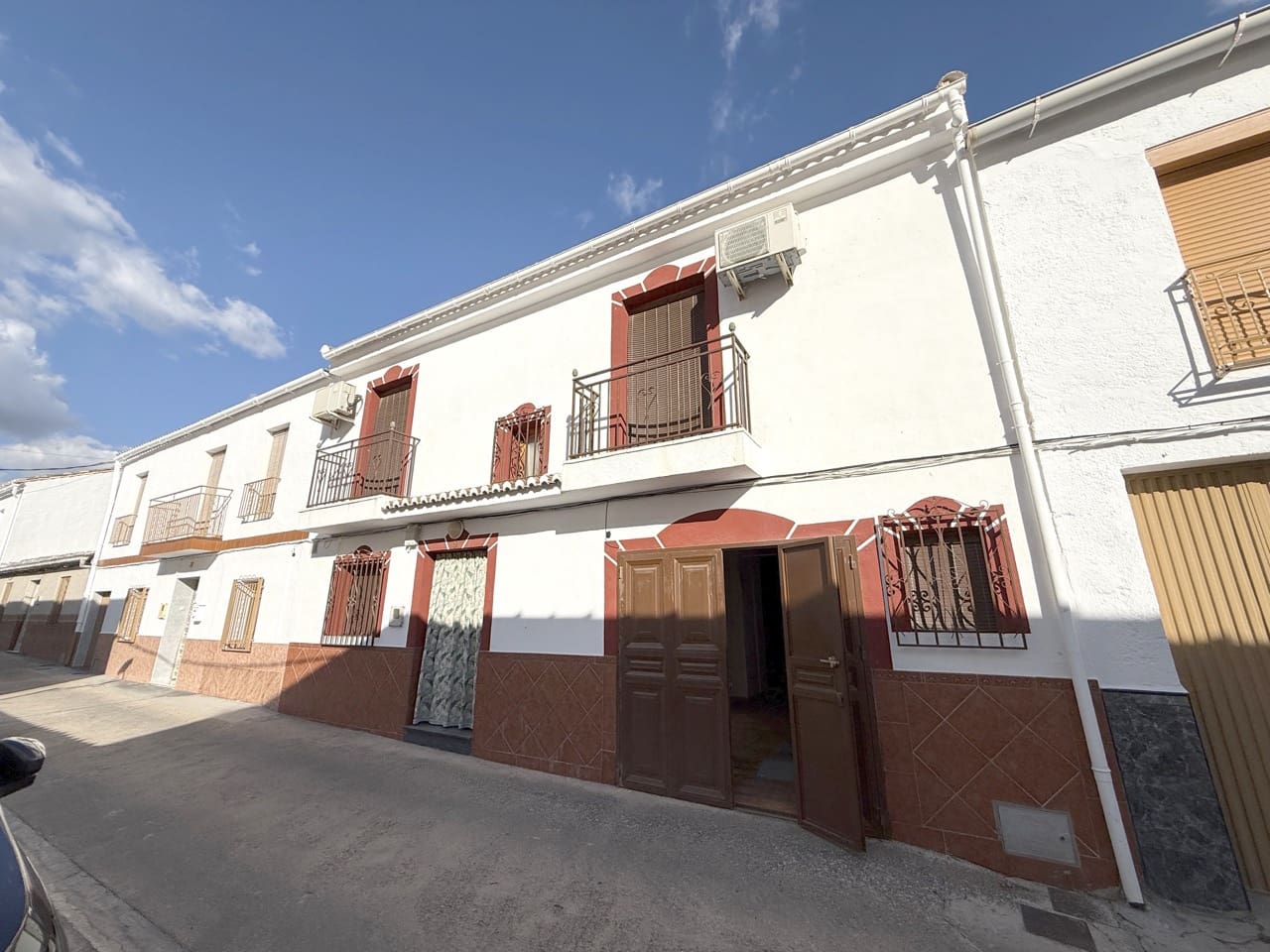 4 Zimmer Haus zu verkaufen in Colomera mit Garage - 120.000 € (Ref: 10007864)