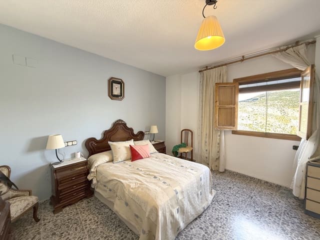4 Zimmer Haus zu verkaufen in Colomera mit Garage - 120.000 € (Ref: 10007864)