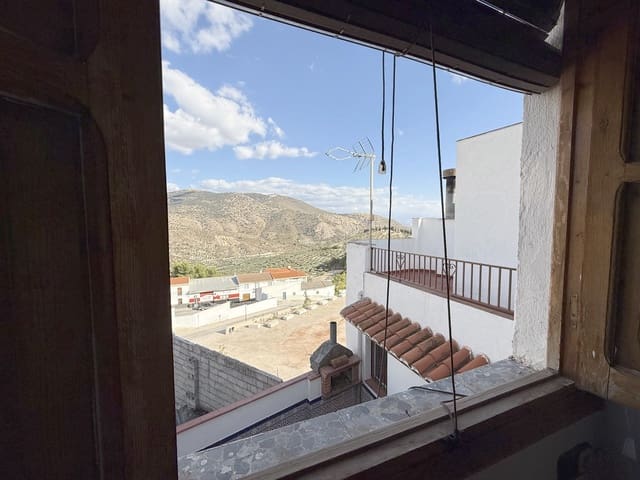 4 Zimmer Haus zu verkaufen in Colomera mit Garage - 120.000 € (Ref: 10007864)