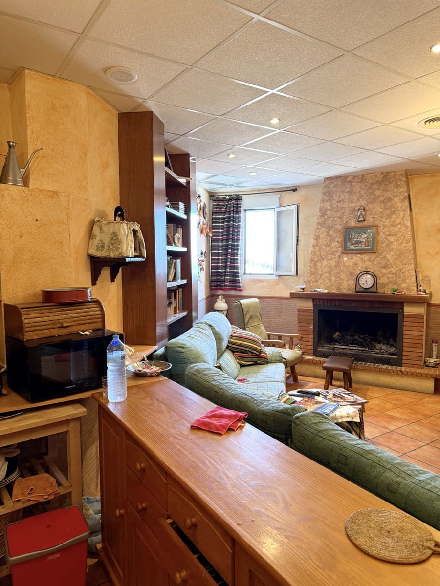 4 Zimmer Haus zu verkaufen in Colomera mit Garage - 120.000 € (Ref: 10007864)