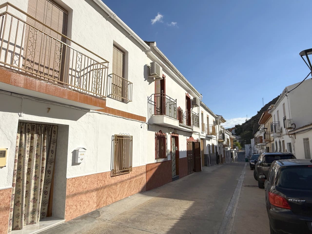 4 Zimmer Haus zu verkaufen in Colomera mit Garage - 120.000 € (Ref: 10007864)