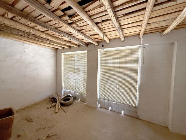 3 bedroom Townhouse for sale in Santa Cruz del Comercio - € 50,000 (Ref: 10007995)
