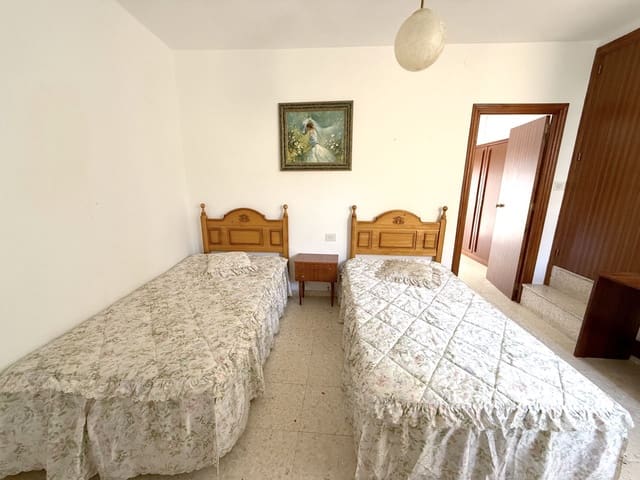 3 bedroom Townhouse for sale in Santa Cruz del Comercio - € 50,000 (Ref: 10007995)