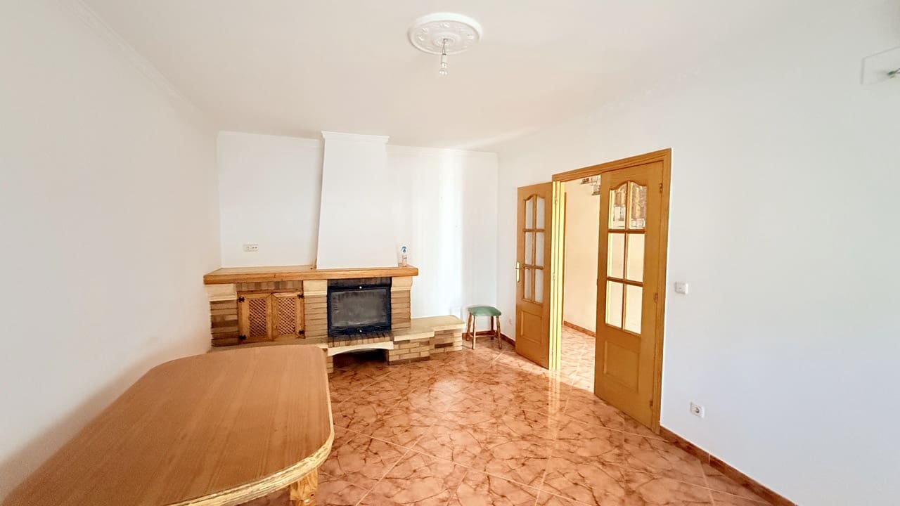 3 makuuhuone Omakotitalo myytävänä paikassa Montefrio - 85 000 € (Ref: 10008001)