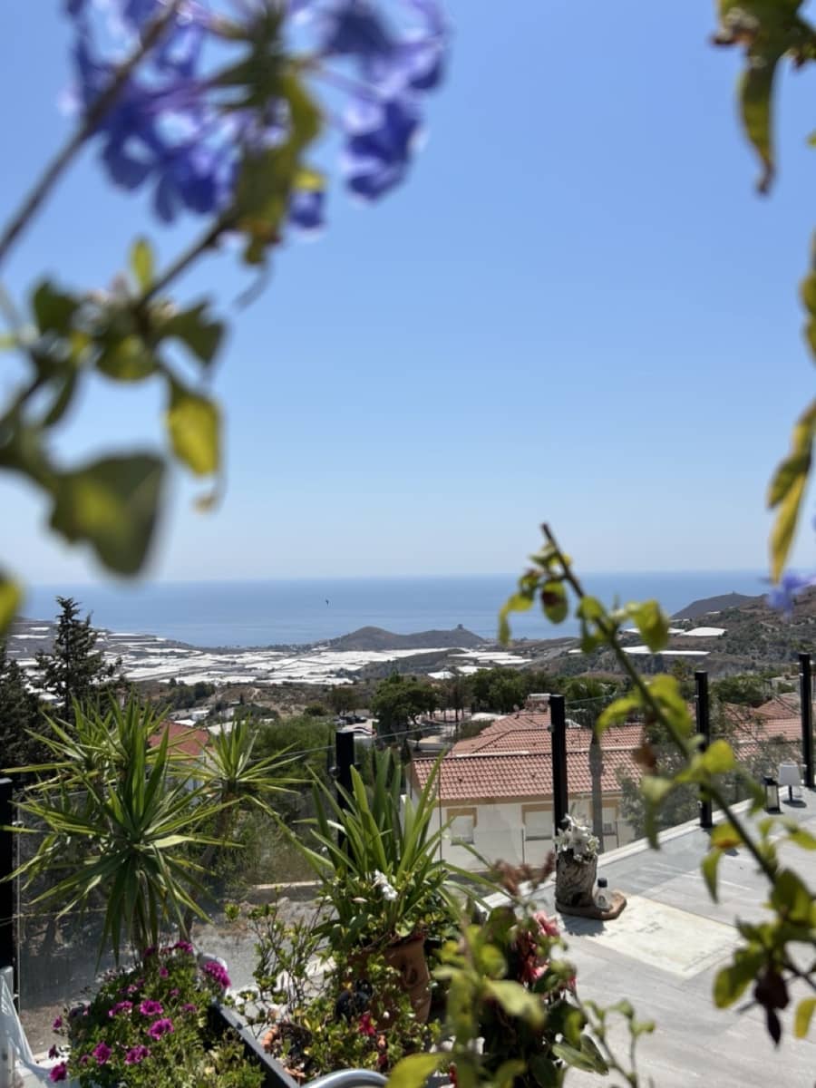 4 bedroom Villa for sale in Gualchos with pool garage - € 420,000 (Ref: 10104296)