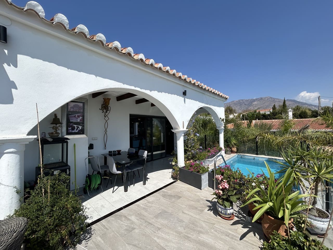 4 bedroom Villa for sale in Gualchos with pool garage - € 420,000 (Ref: 10104296)
