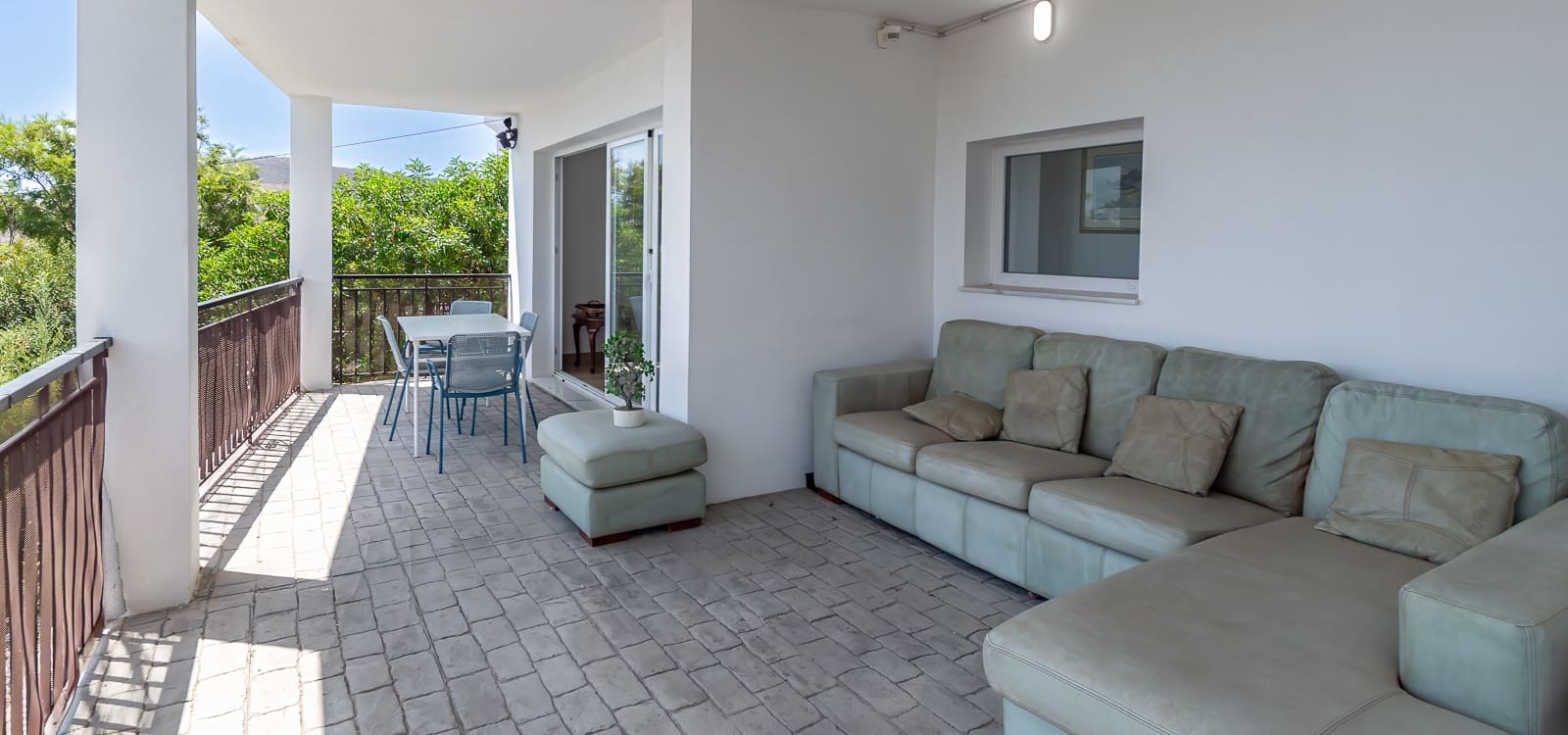 4 bedroom Villa for sale in Gualchos with pool garage - € 420,000 (Ref: 10104296)