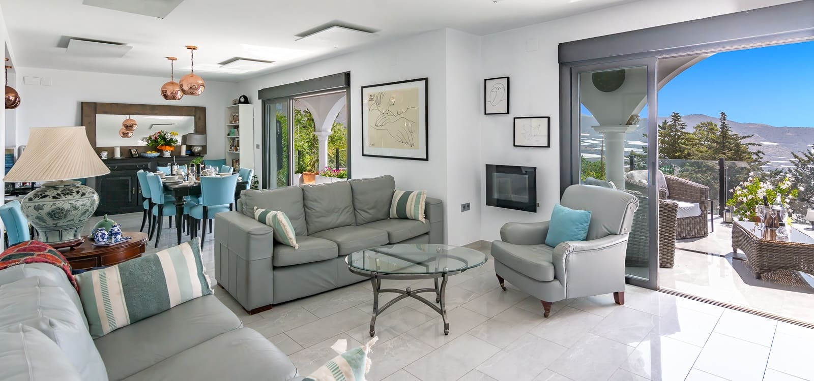 4 bedroom Villa for sale in Gualchos with pool garage - € 420,000 (Ref: 10104296)