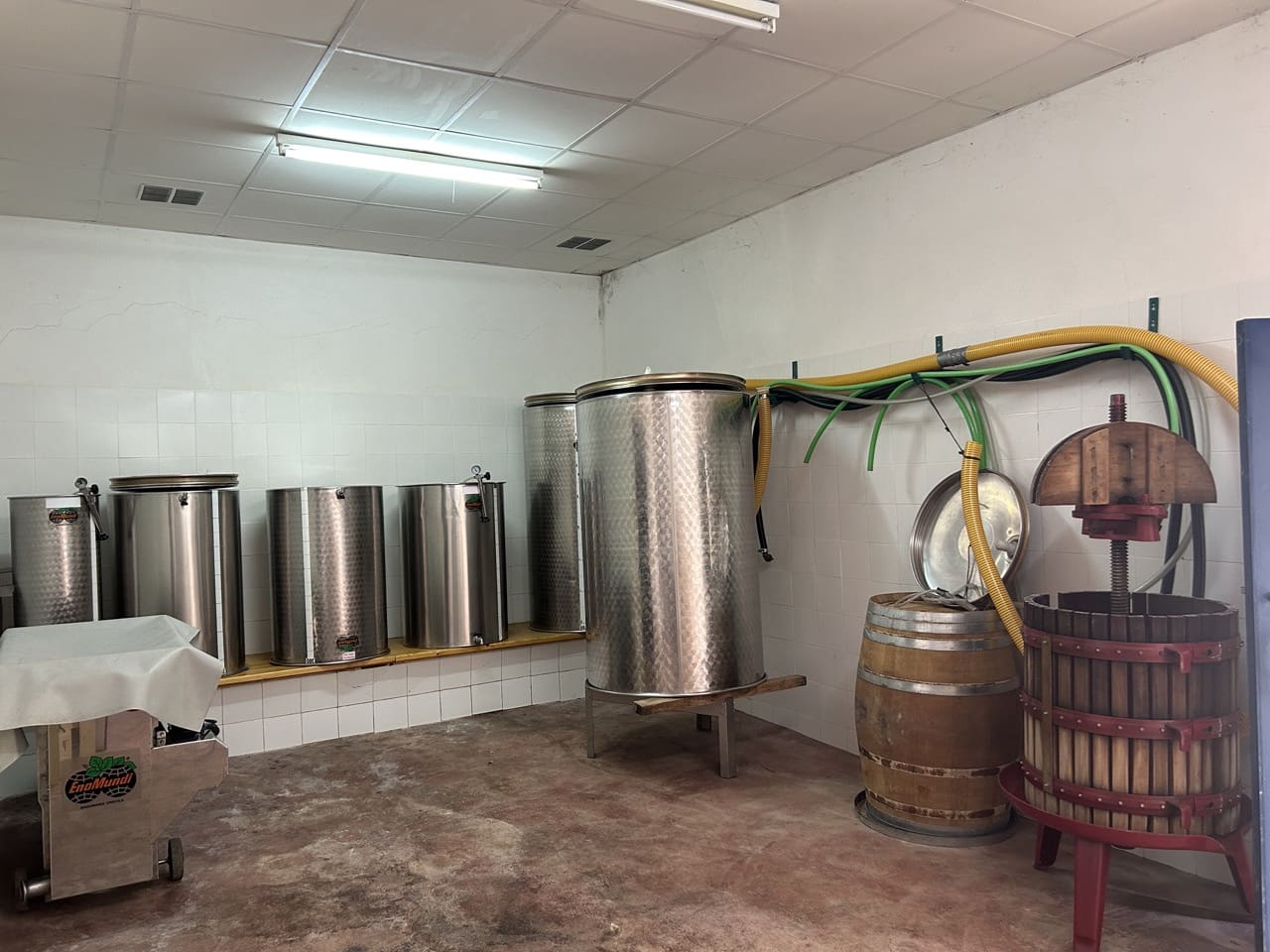 Finca/Country House for sale in Moclin with pool garage - € 5,000,000 (Ref: 8257978)