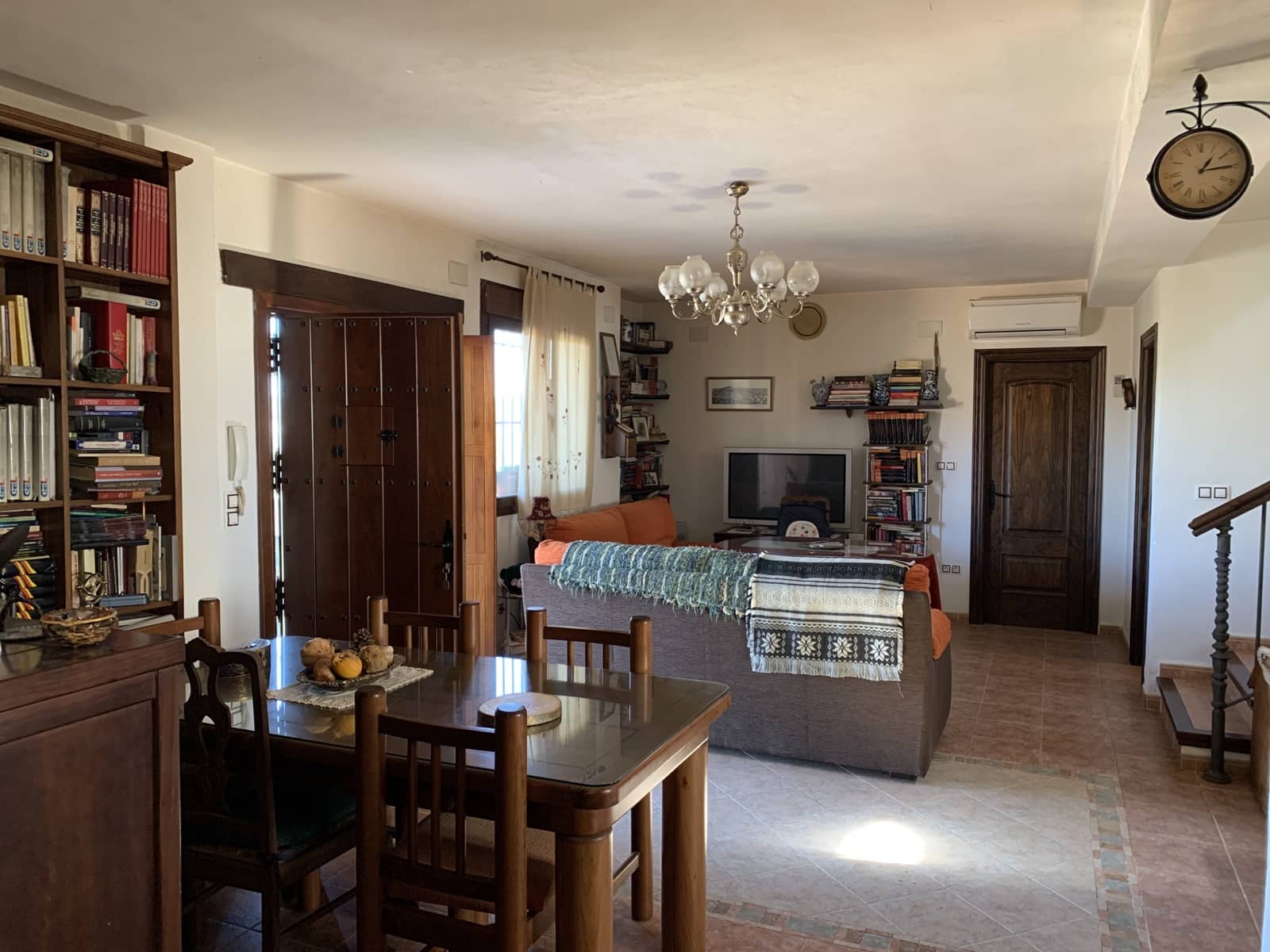 5 soverom Finca/Herregård til salgs i Moclin med svømmebasseng garasje - € 400 000 (Ref: 8260215)