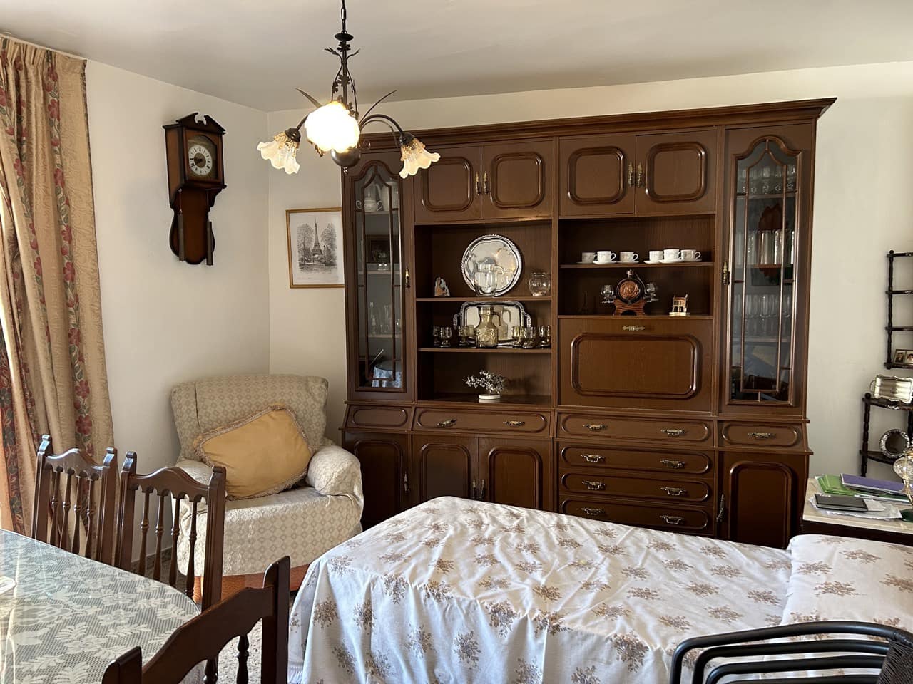 5 soveværelse Byhus til salg i Moclin med garage - € 125.000 (Ref: 8260842)