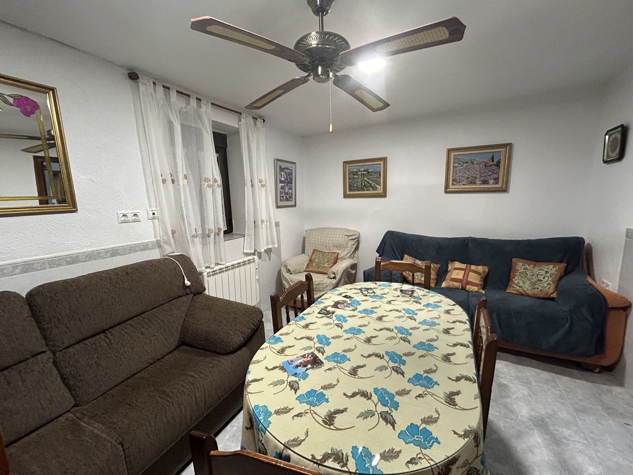 5 soveværelse Byhus til salg i Moclin med garage - € 125.000 (Ref: 8260842)