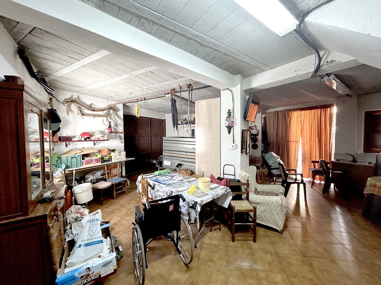 5 soveværelse Byhus til salg i Moclin med garage - € 125.000 (Ref: 8260842)