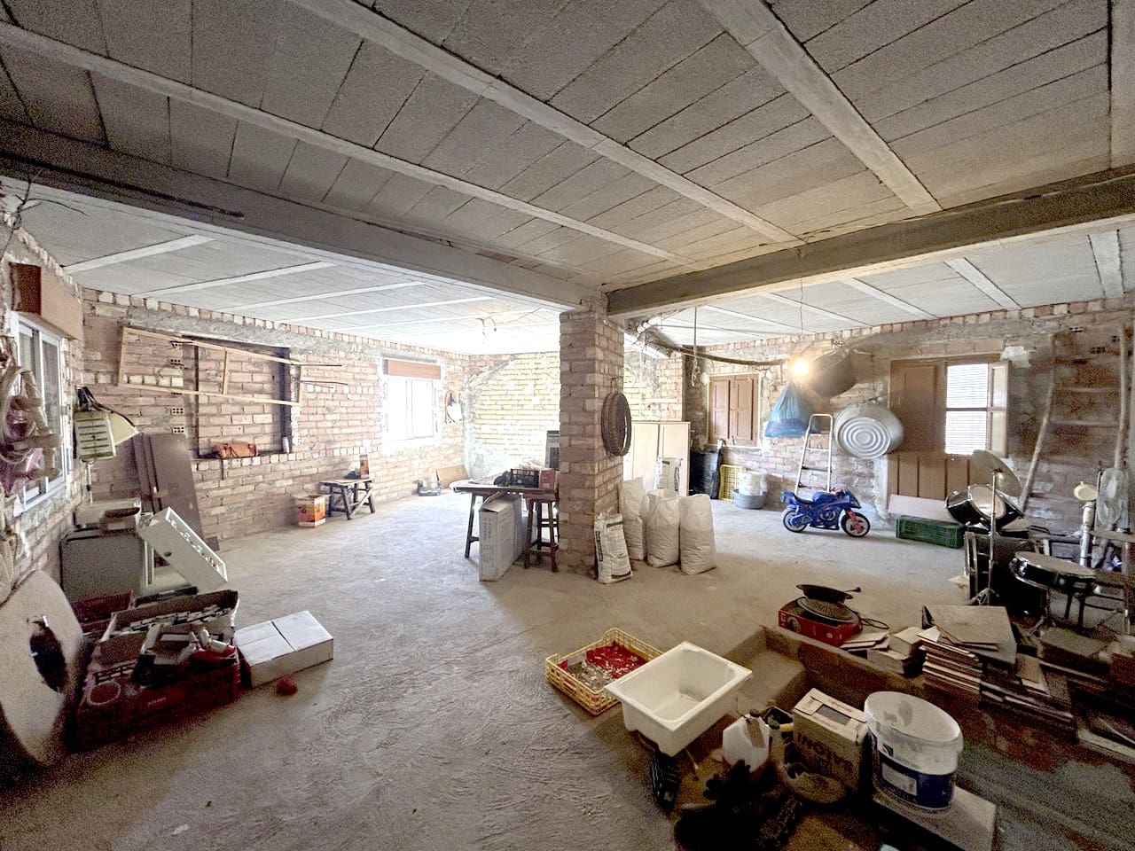 5 soveværelse Byhus til salg i Moclin med garage - € 125.000 (Ref: 8260842)