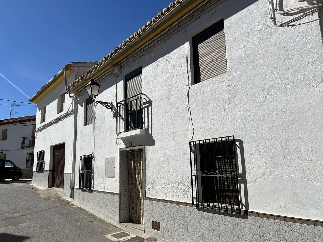 5 soveværelse Byhus til salg i Moclin med garage - € 125.000 (Ref: 8260842)