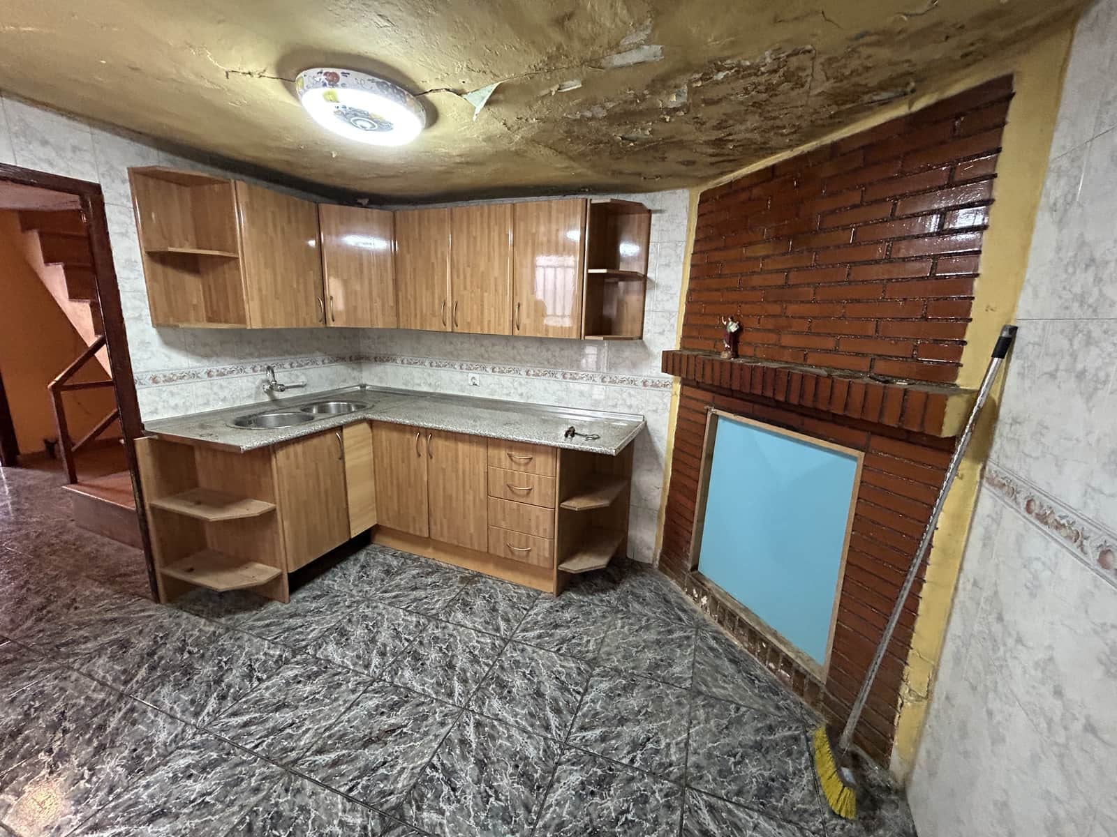 3 soveværelse Byhus til salg i Moclin - € 54.000 (Ref: 8267331)