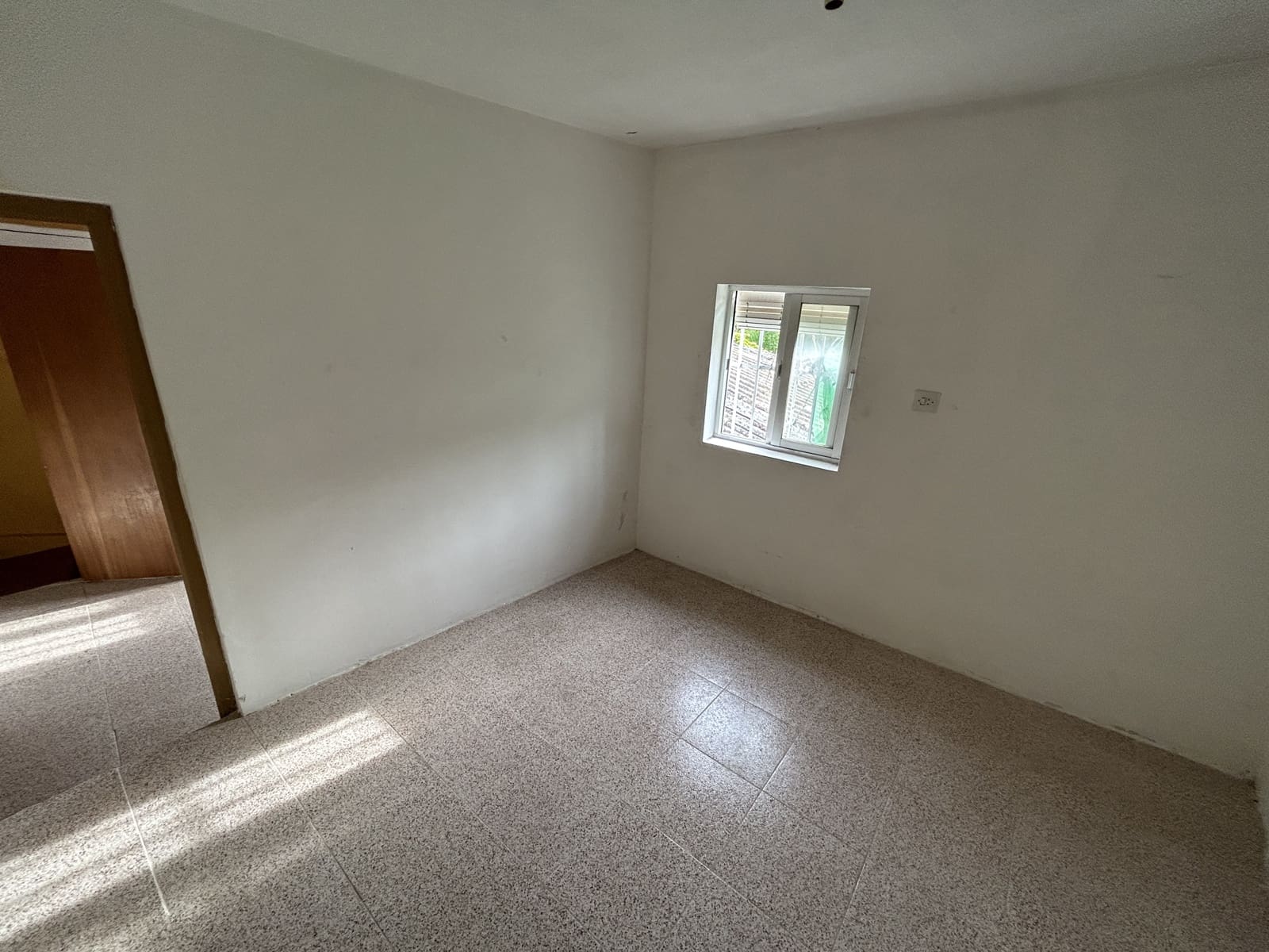 3 soveværelse Byhus til salg i Moclin - € 54.000 (Ref: 8267331)