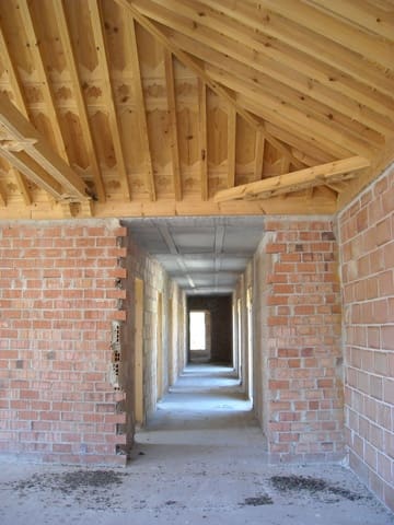 8 bedroom Hotel for sale in Moclín - € 450,000 (Ref: 8307697)