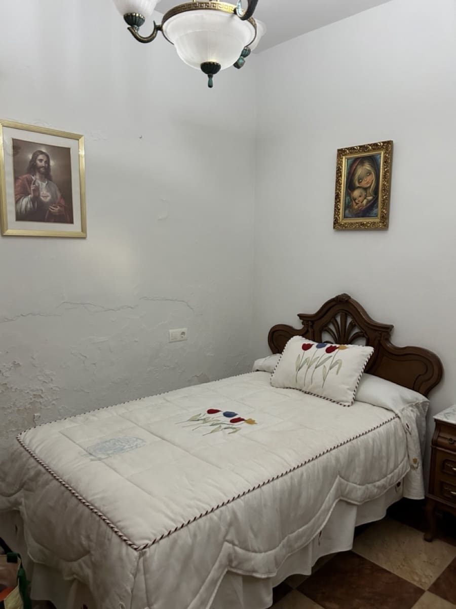 6 chambre Maison de Ville à vendre à Moclin - 125 000 € (Ref: 8341889)