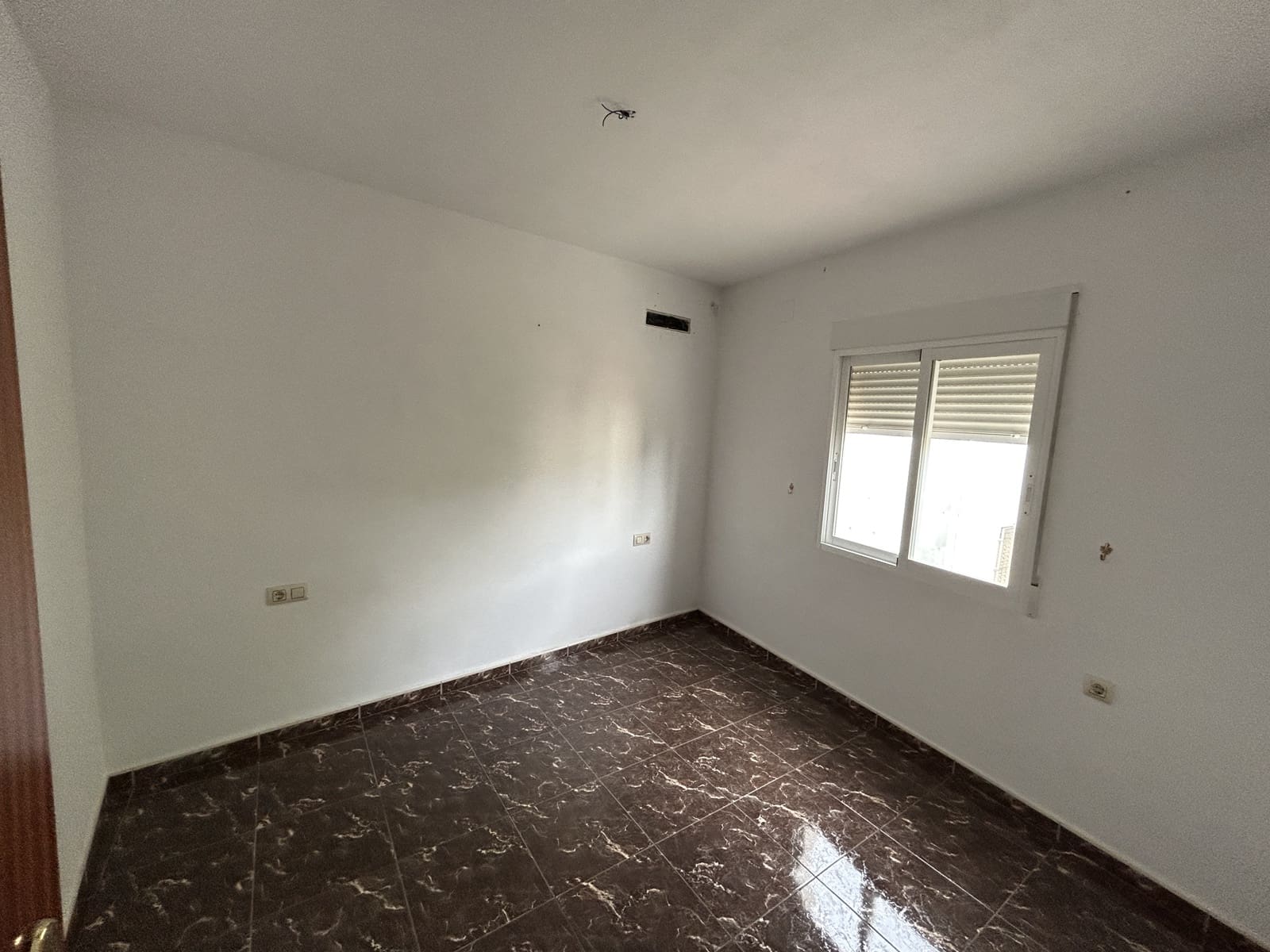 4 soveværelse Byhus til salg i Illora med garage - € 110.000 (Ref: 8446110)